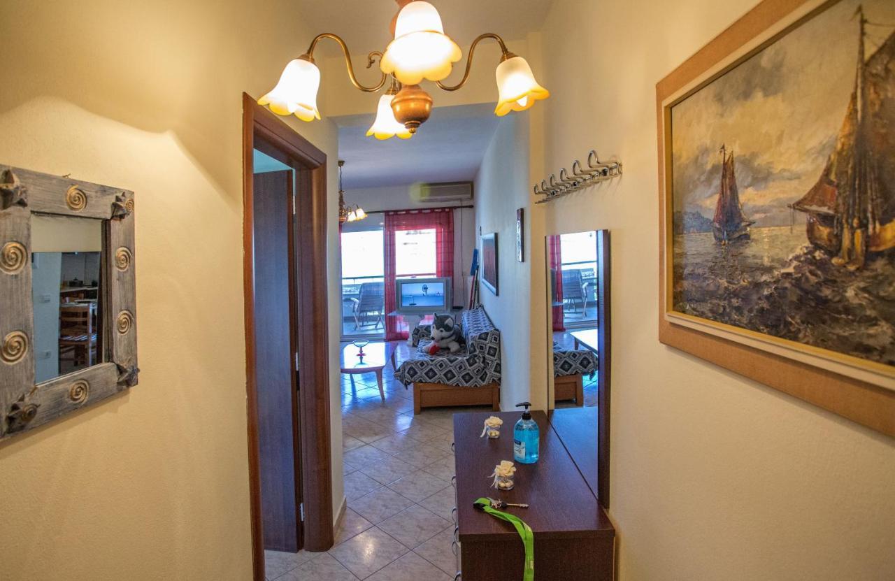Near The Sea House Villa Néa Péramos Екстериор снимка